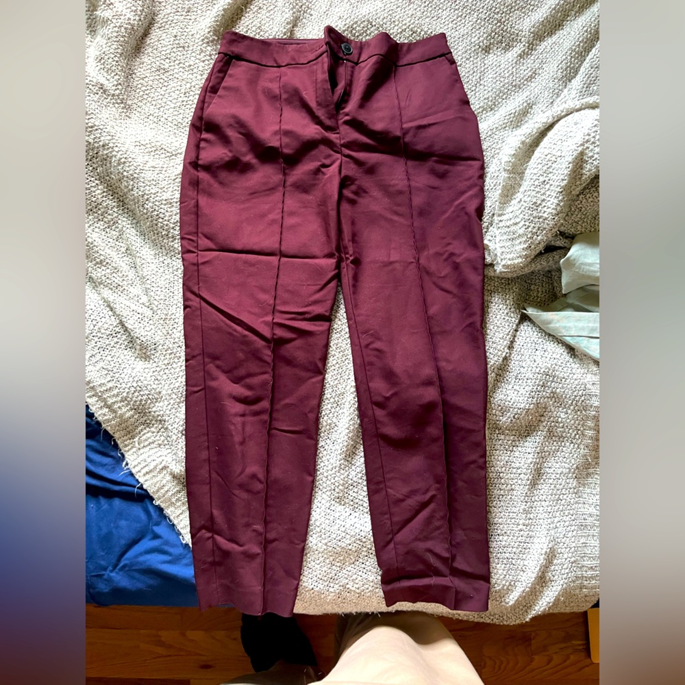 High waisted skinny slacks, ankle length. Maroon, size 8